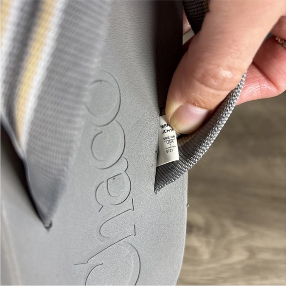 Chaco Men’s Chillos Flip Flops Sandals Gray Size 7 - Picture 7 of 9